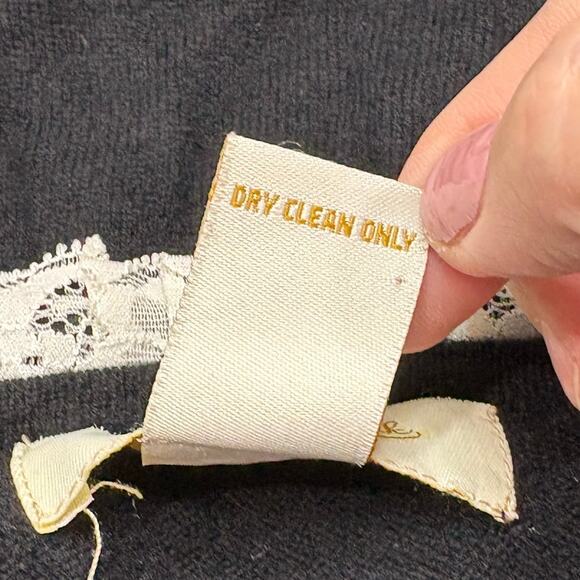 Peck & Peck Collection Size XL Cardigan Sweater Wool Cashmere Black Ruffle Lace - Picture 9 of 16